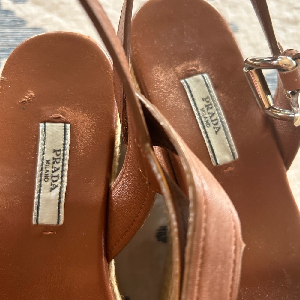 beautiful Prada platform sandals - near perfect condition! - Picture 4 of 4